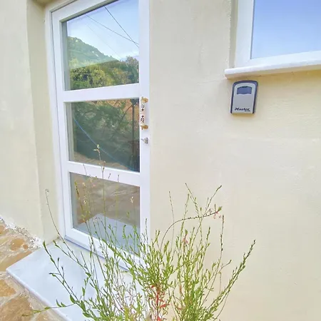 Dinateli House - Live Like A Local In Corfu Ferienhaus *