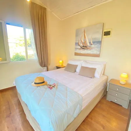 Case de vacanță Dinateli - Live Like A Local In Corfu *