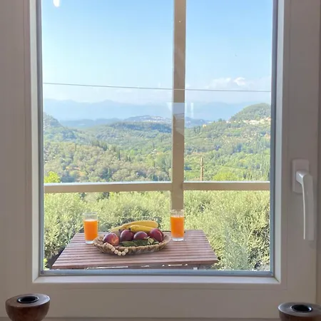 Dinateli - Live Like A Local In Corfu * Kastellanoi (Agios Georgios (Corfu))