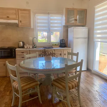 Dinateli House - Live Like A Local In Corfu *
