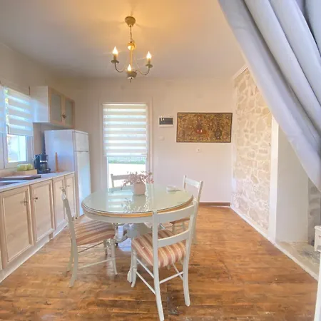 Dinateli House - Live Like A Local In Corfu Kastellanoi (Agios Georgios (Corfu))