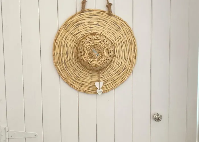 Dinateli - Live Like A Local In Corfu Kastellanoi (Agios Georgios (Corfu))