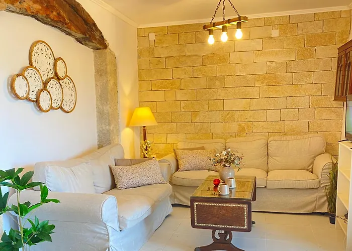 Dinateli - Live Like A Local In Corfu *