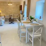 Dinateli - Live Like A Local In Corfu 펜션 *