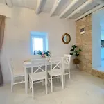펜션 Dinateli - Live Like A Local In Corfu *